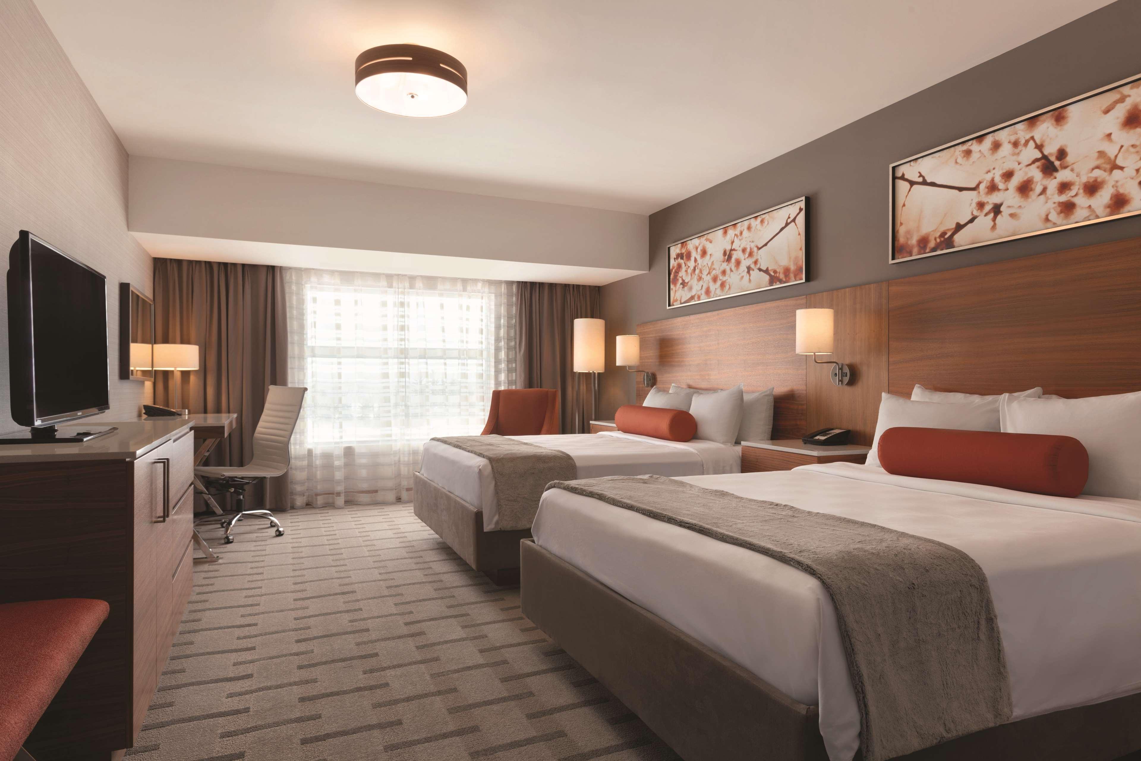 Radisson Hotel & Conference Centre Calgary Airport Exterior foto